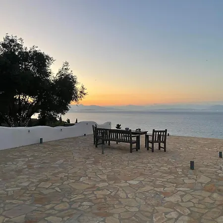 Seabreeze Studio, Stunning Sea And Mountain View Appartement *