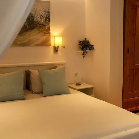 Seabreeze Studio, Stunning Sea And Mountain View *