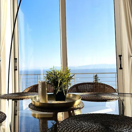 Seabreeze Studio, Stunning Sea And Mountain View * Chlomos